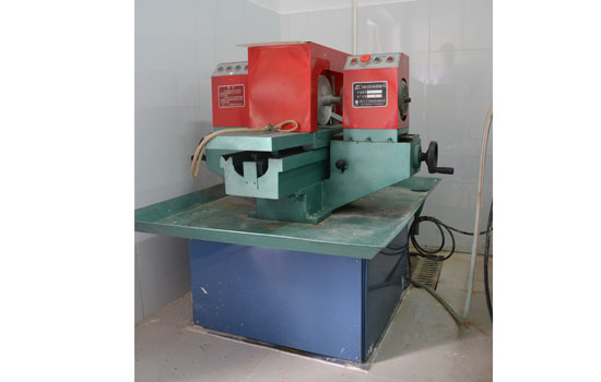 實(shí)驗(yàn)設(shè)備03