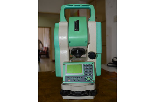 實(shí)驗(yàn)設(shè)備04