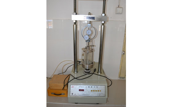 實(shí)驗(yàn)設(shè)備05