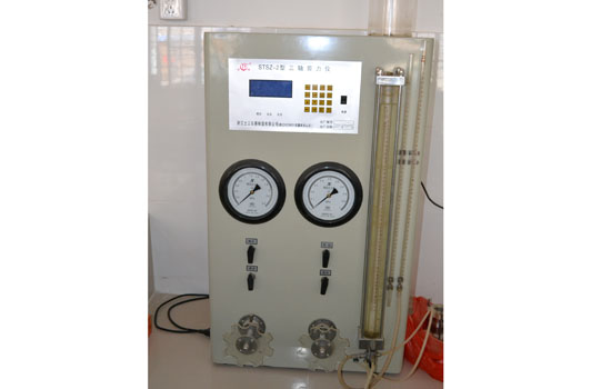 實(shí)驗(yàn)設(shè)備06