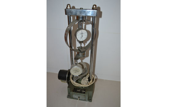 實(shí)驗(yàn)設(shè)備07